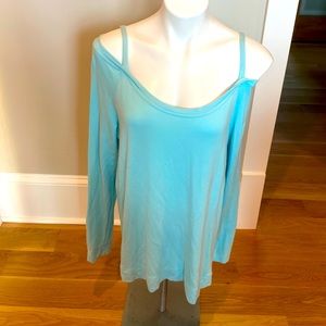 Lilly Pulitzer luxletic Cold  shoulder top